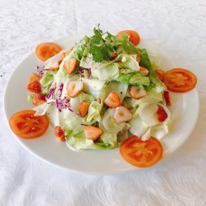 Salad trộn dâu tây Đà Lạt